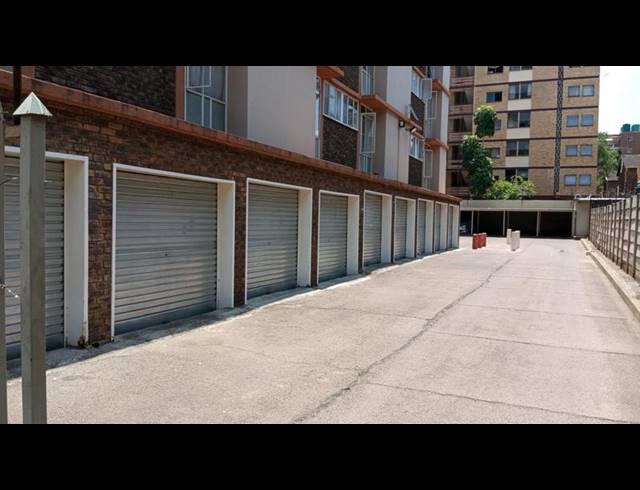 1 BEDROOM APARTMENT FOR SALE IN ARCADIA